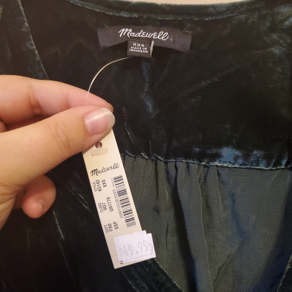 NWT Madewell crushed velvet wrap top in emerald - Picture 6 of 7